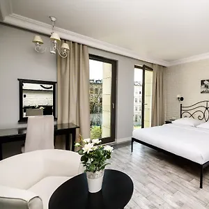 https://native-apartments-sukiennicza-8.krakowhotelspoland.com